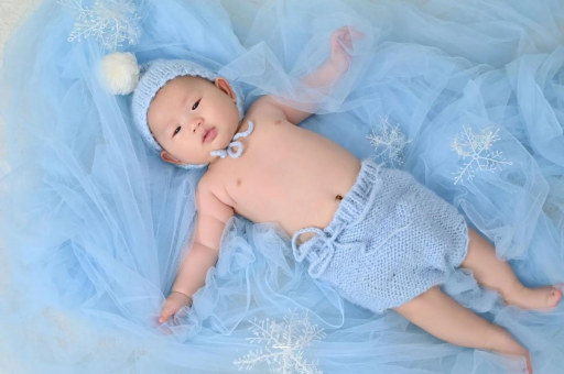 沙洋宝宝上眼皮肿 沙洋宝宝上眼皮肿